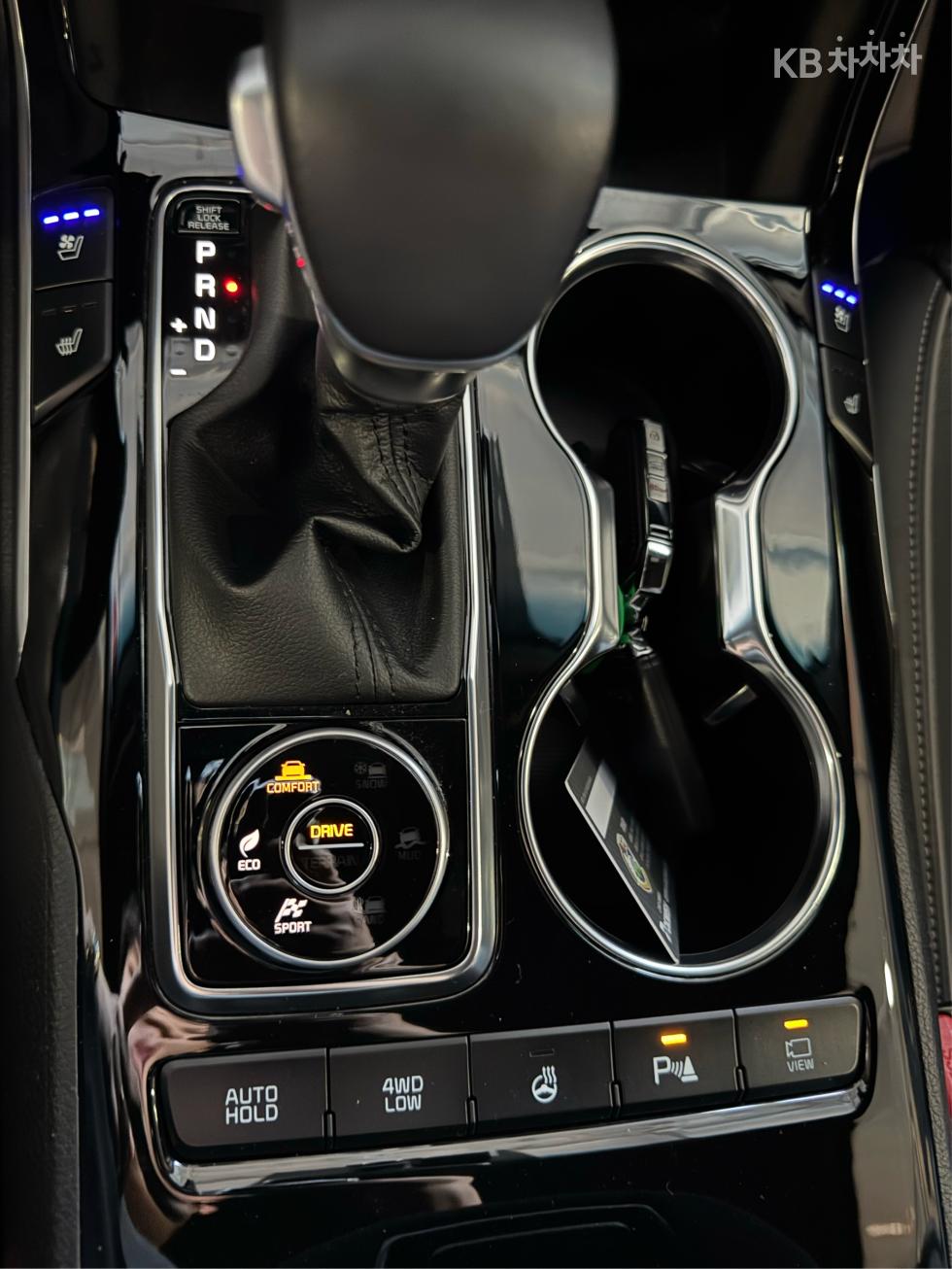 2022 - kia mohave