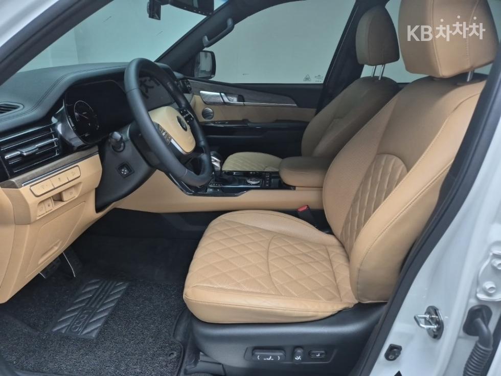 2021 - kia mohave