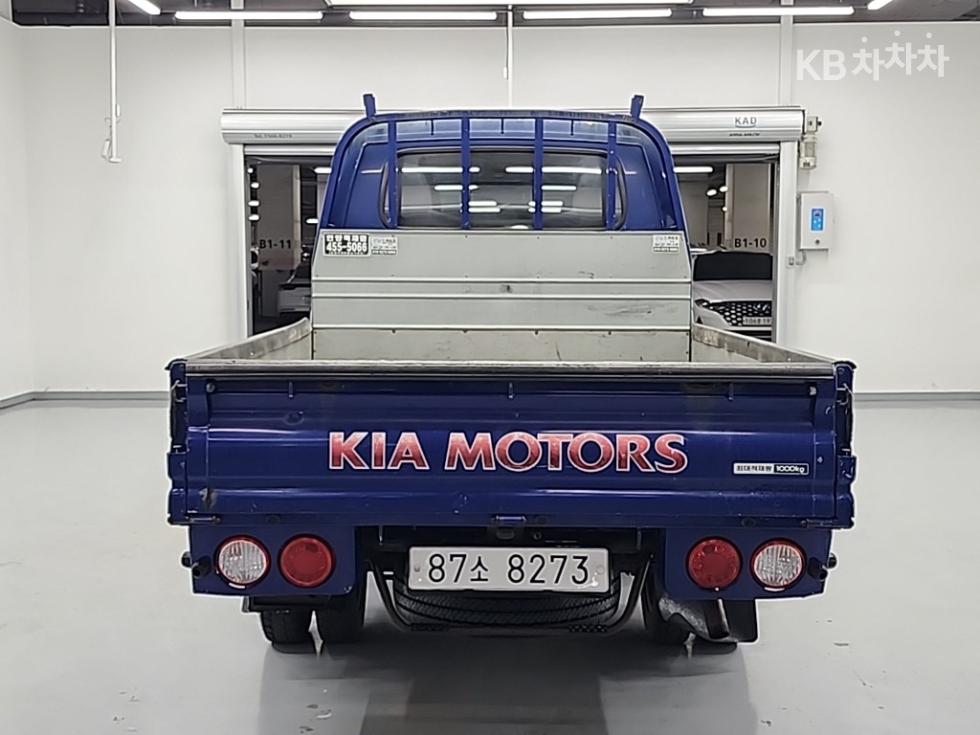 2013 - kia bongo iii
