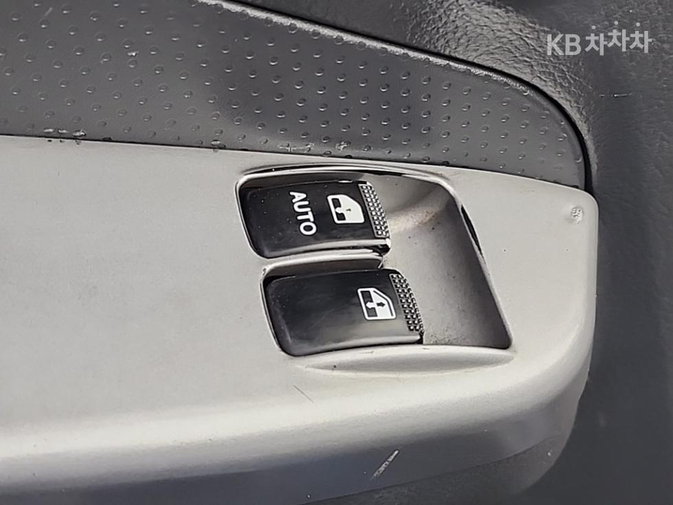 2013 - kia bongo iii