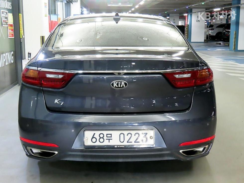 2017 - kia k7