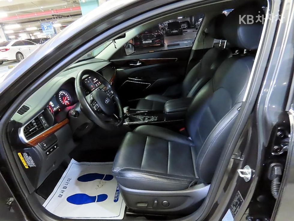 2017 - kia k7