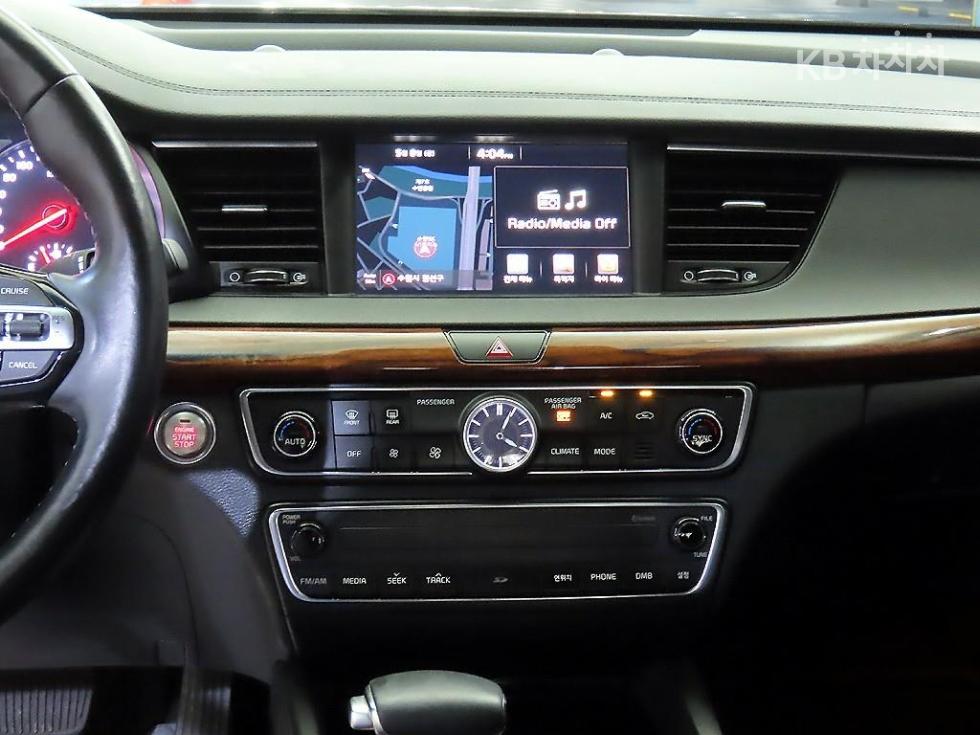 2017 - kia k7