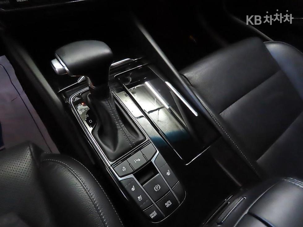 2017 - kia k7