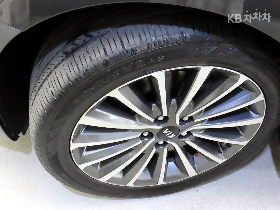 2017 - kia k7