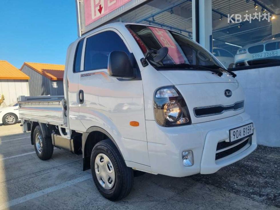 2014 - kia bongo iii