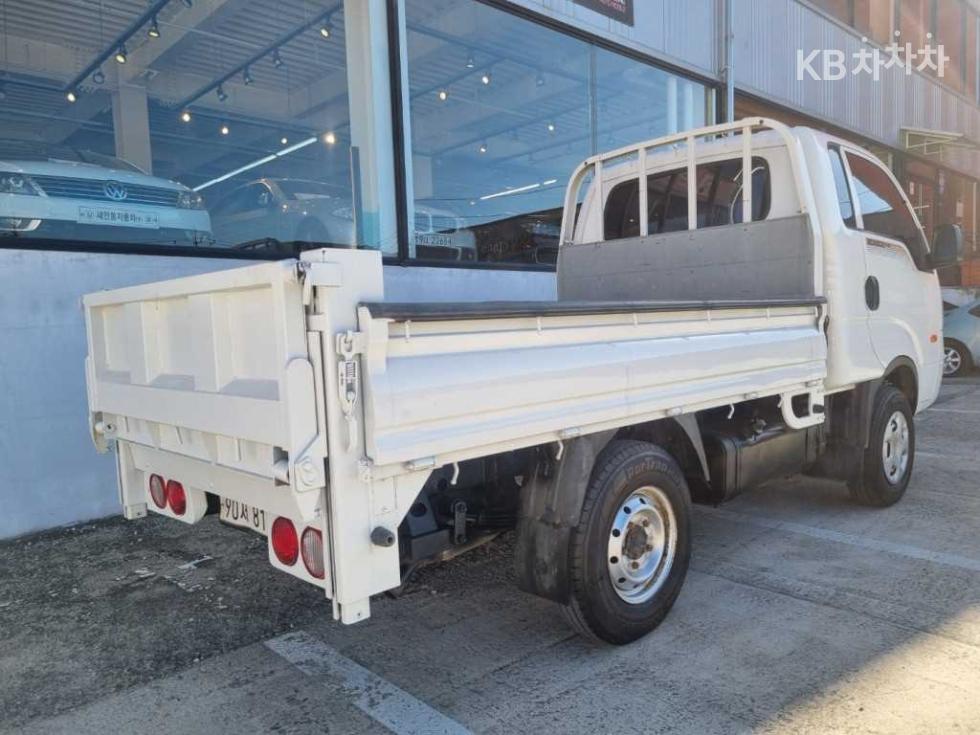 2014 - kia bongo iii