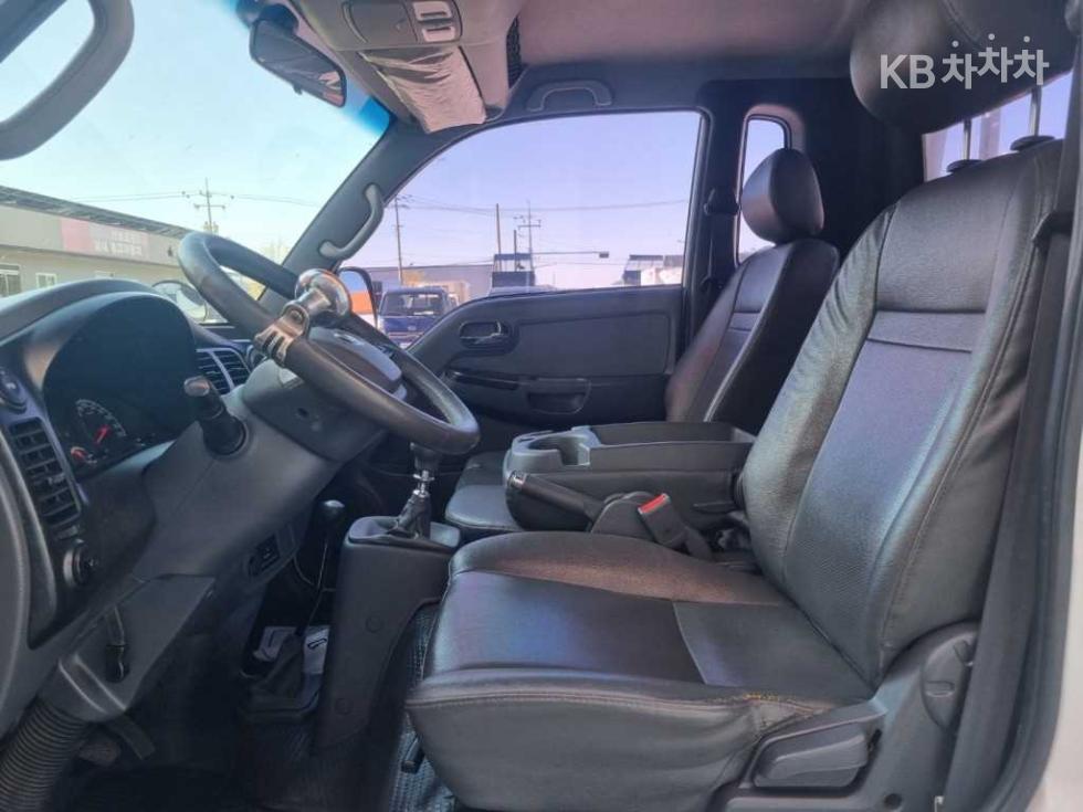 2014 - kia bongo iii