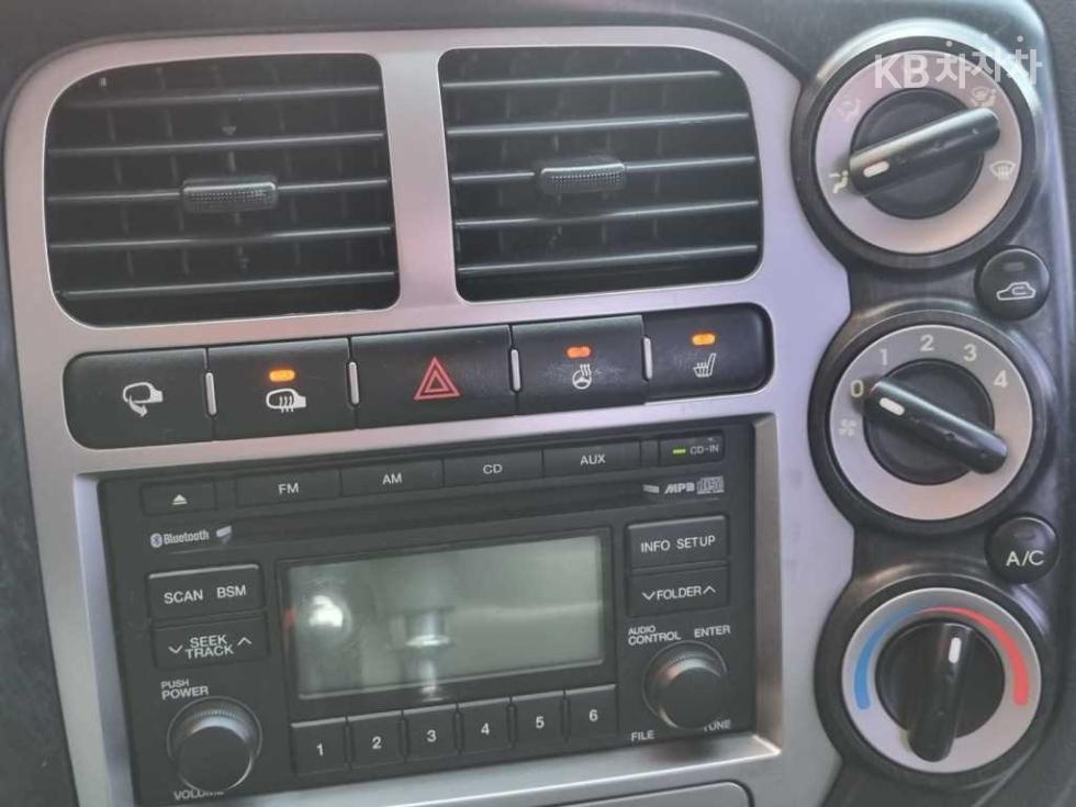 2014 - kia bongo iii