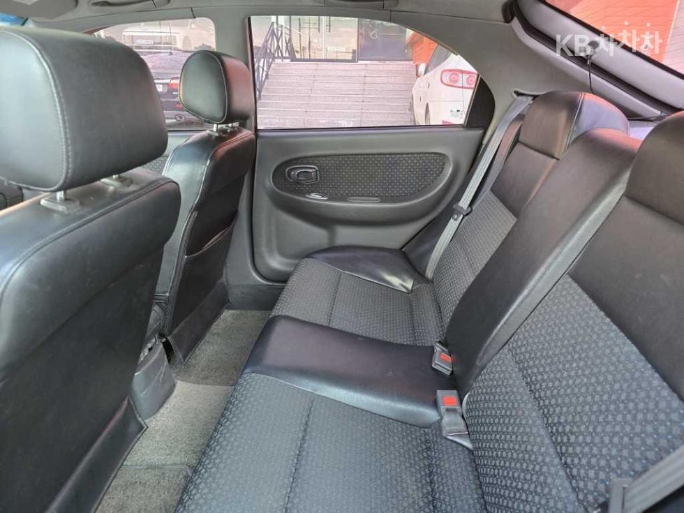 2002 - kia 스펙트라윙