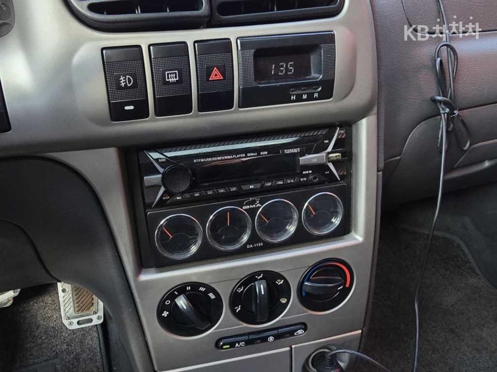 2002 - kia 스펙트라윙