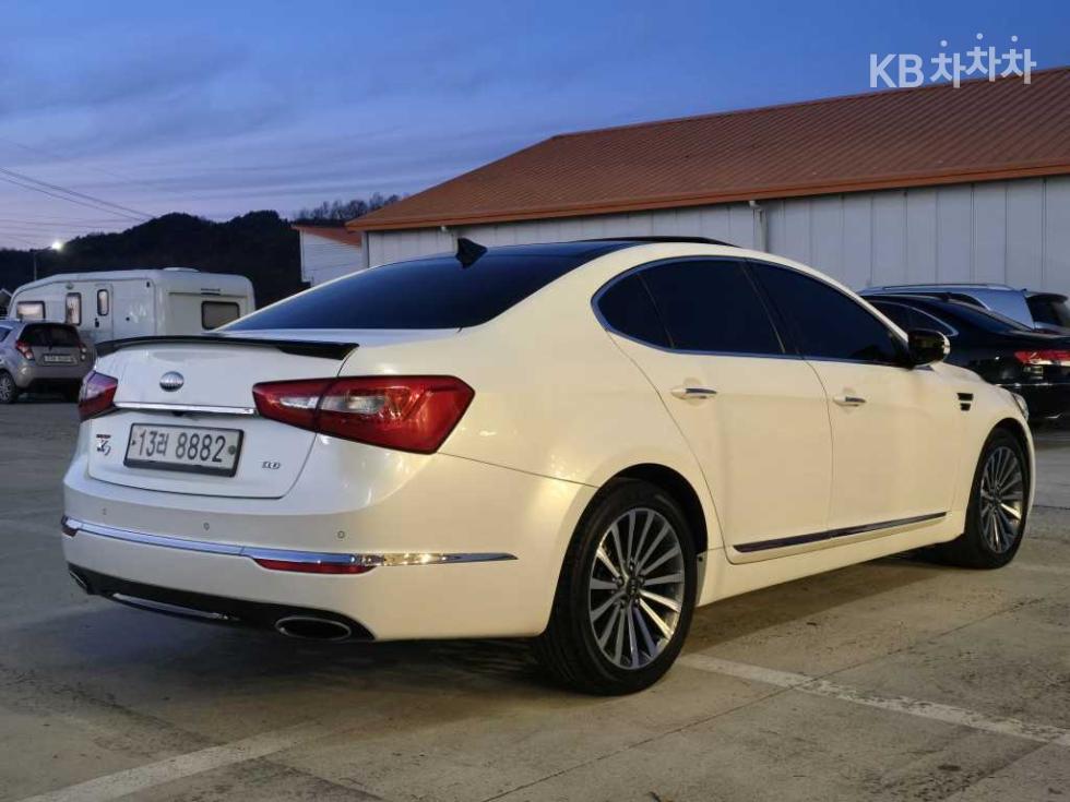 2013 - kia k7