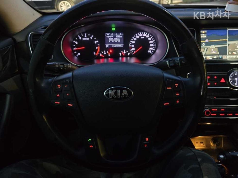 2013 - kia k7