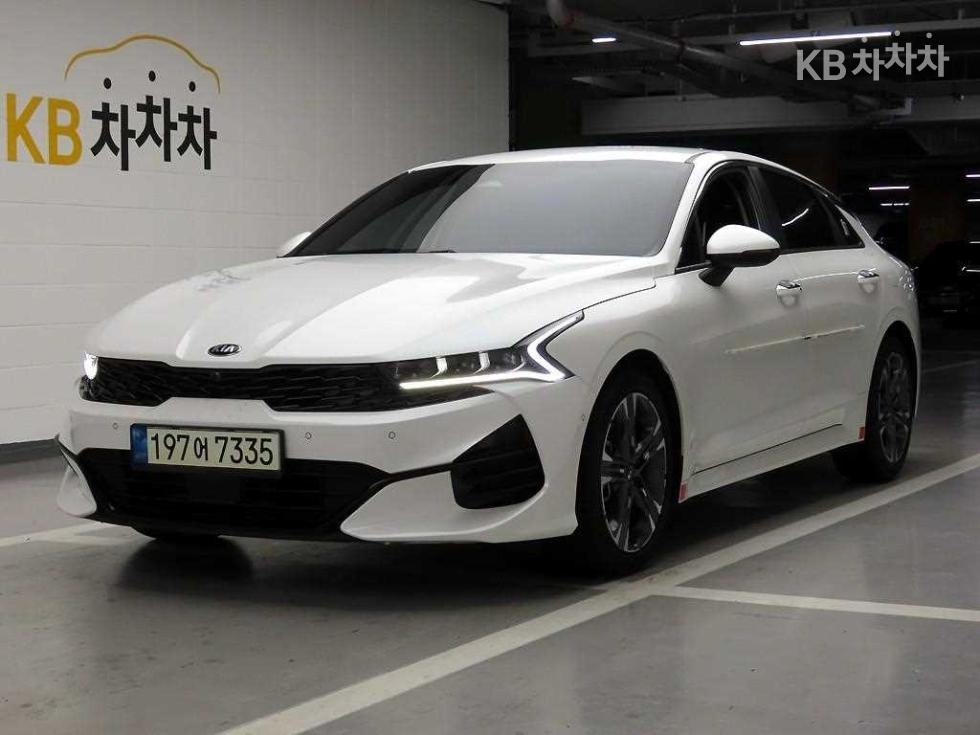 2021 - kia k5