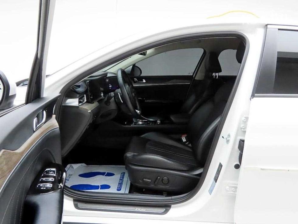 2021 - kia k5