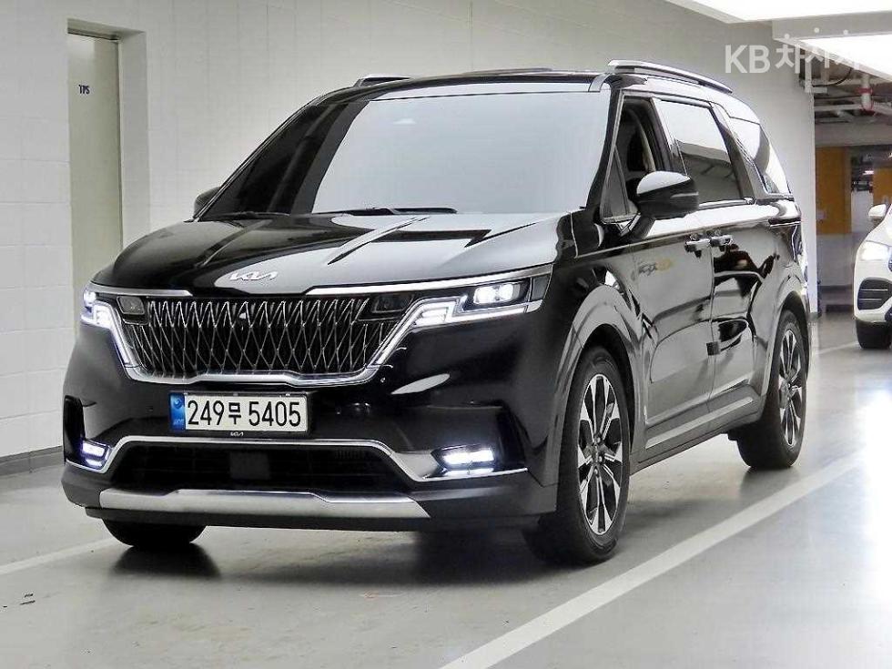 2021 Kia 4 photo