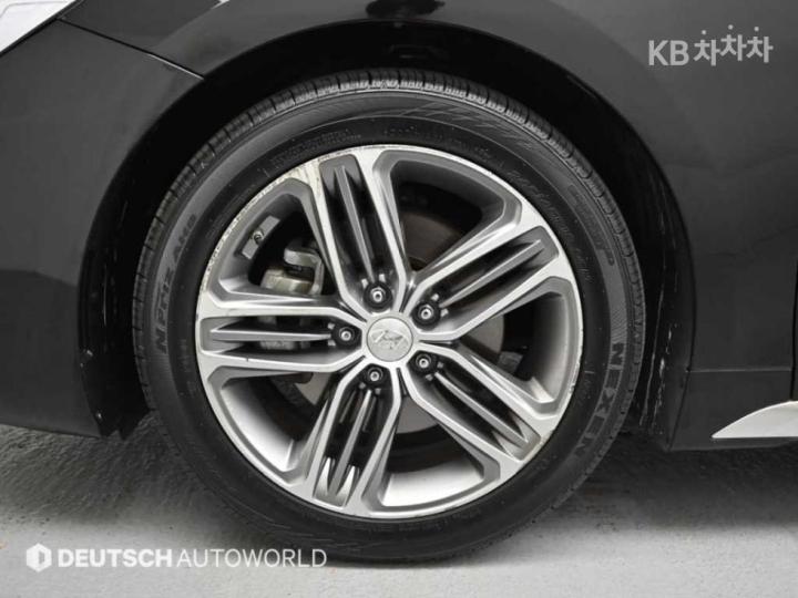 Hyundai Grandeur IG 3.0 LPi Modern Base Type 6