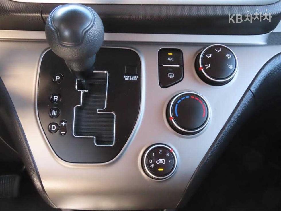 2018 - kia ray