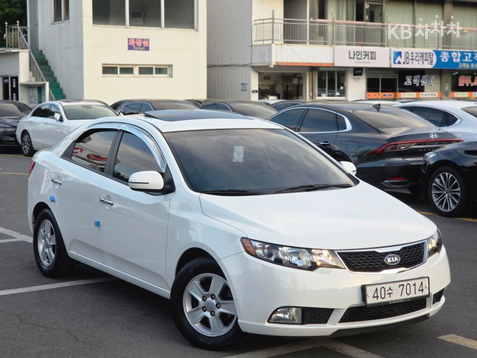 2012 - kia forte