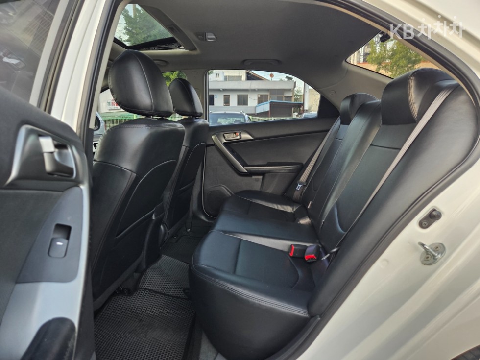 2012 - kia forte