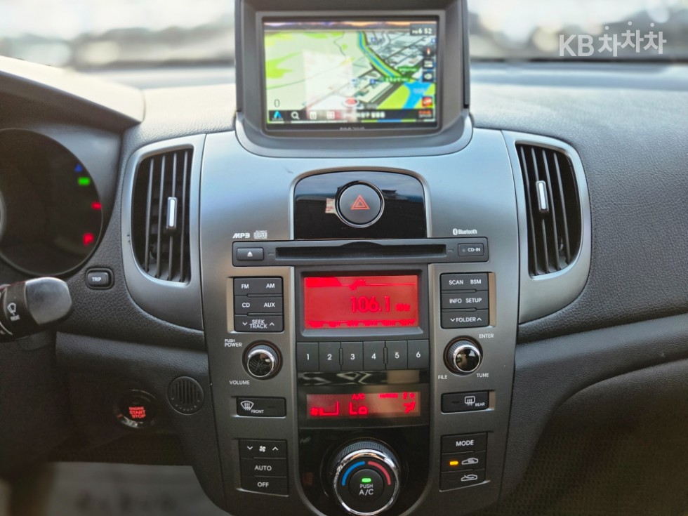 2012 - kia forte