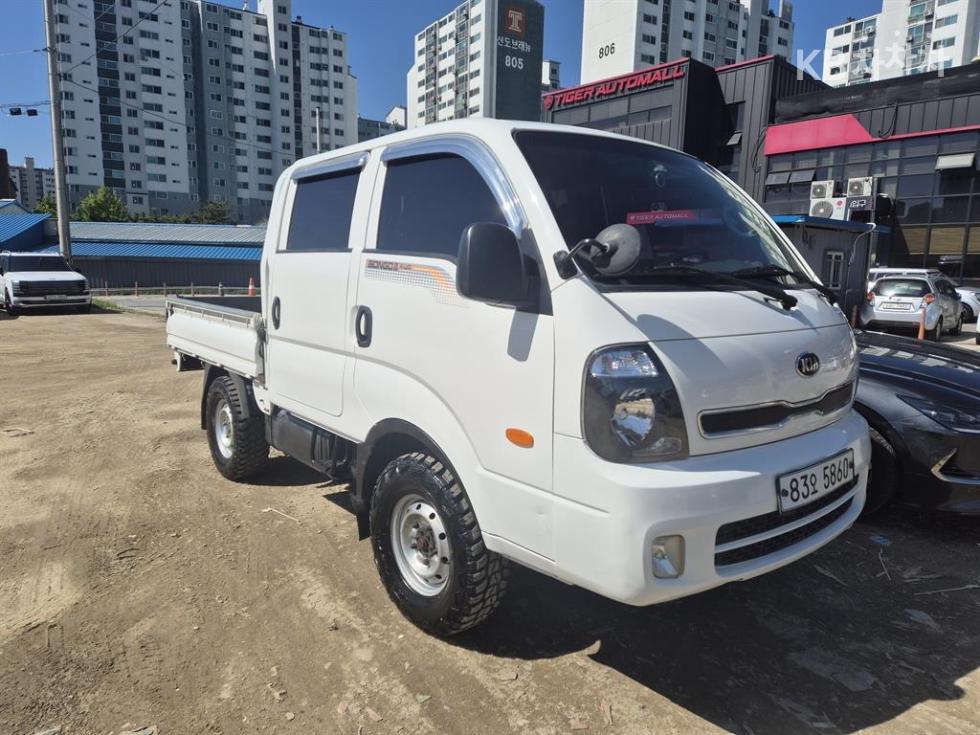 2014 - kia bongo iii