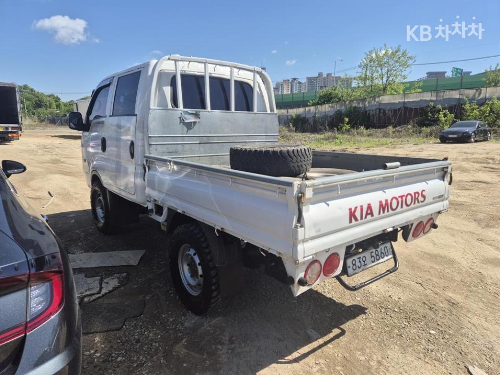 2014 - kia bongo iii
