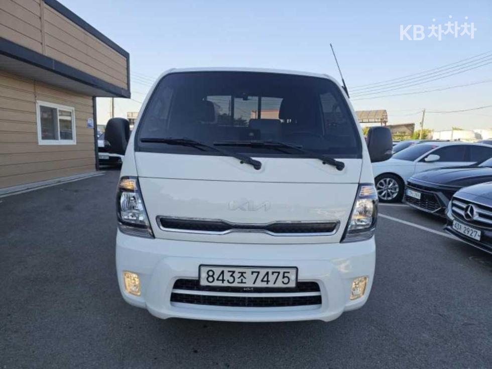 2023 - kia bongo iii