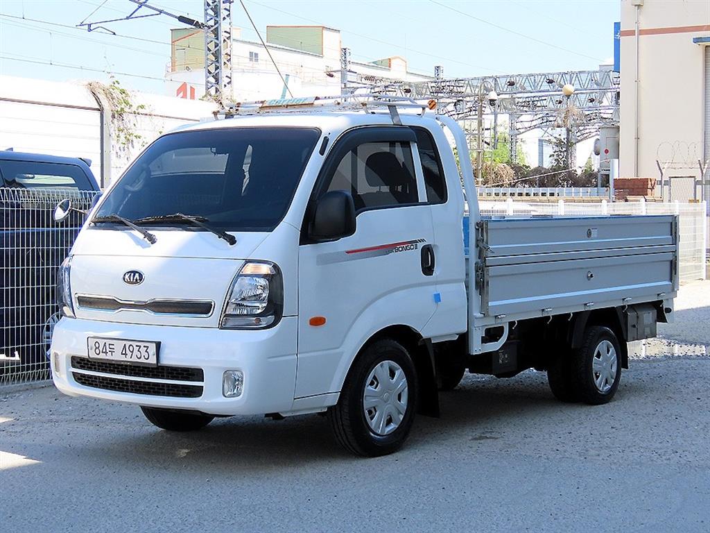 2020 - kia bongo iii