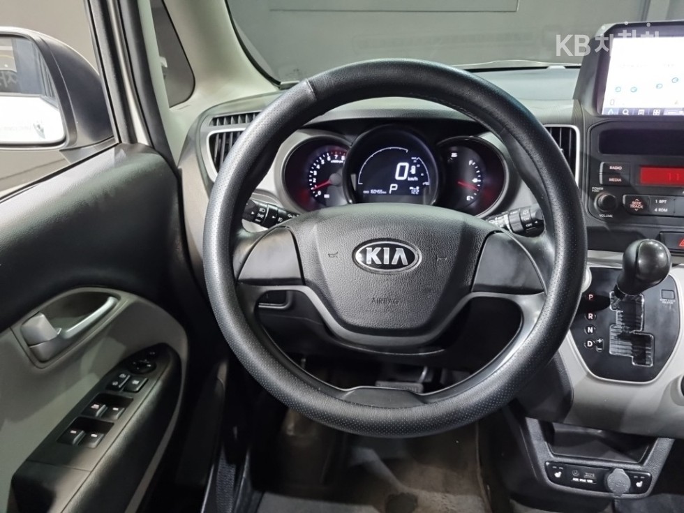 2016 - kia ray