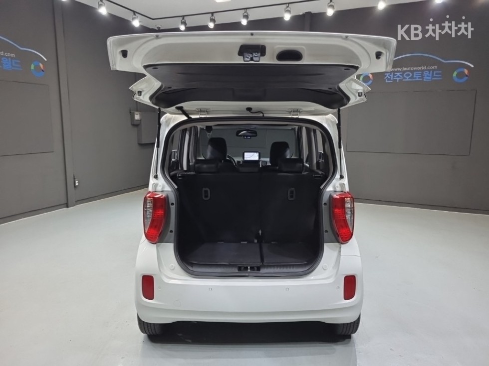 2016 - kia ray