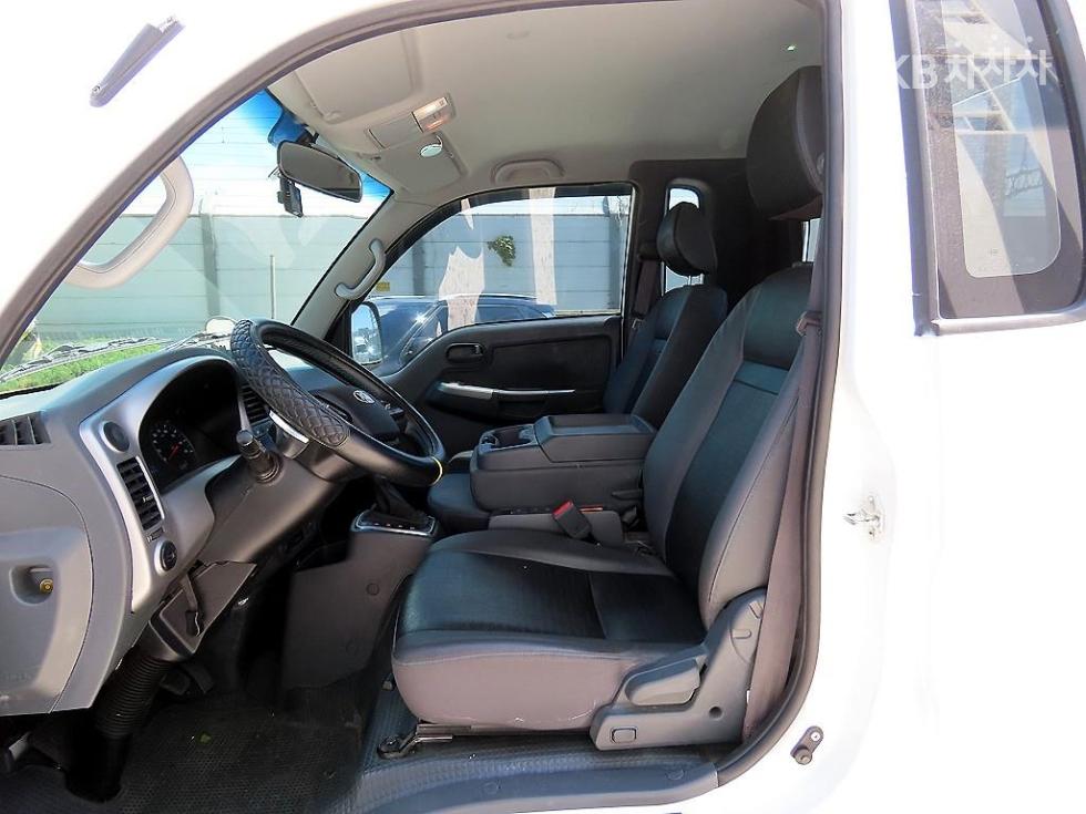 2021 - kia bongo iii