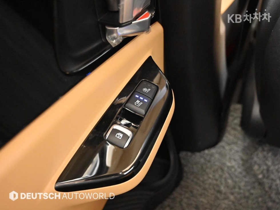 2021 - kia carnival