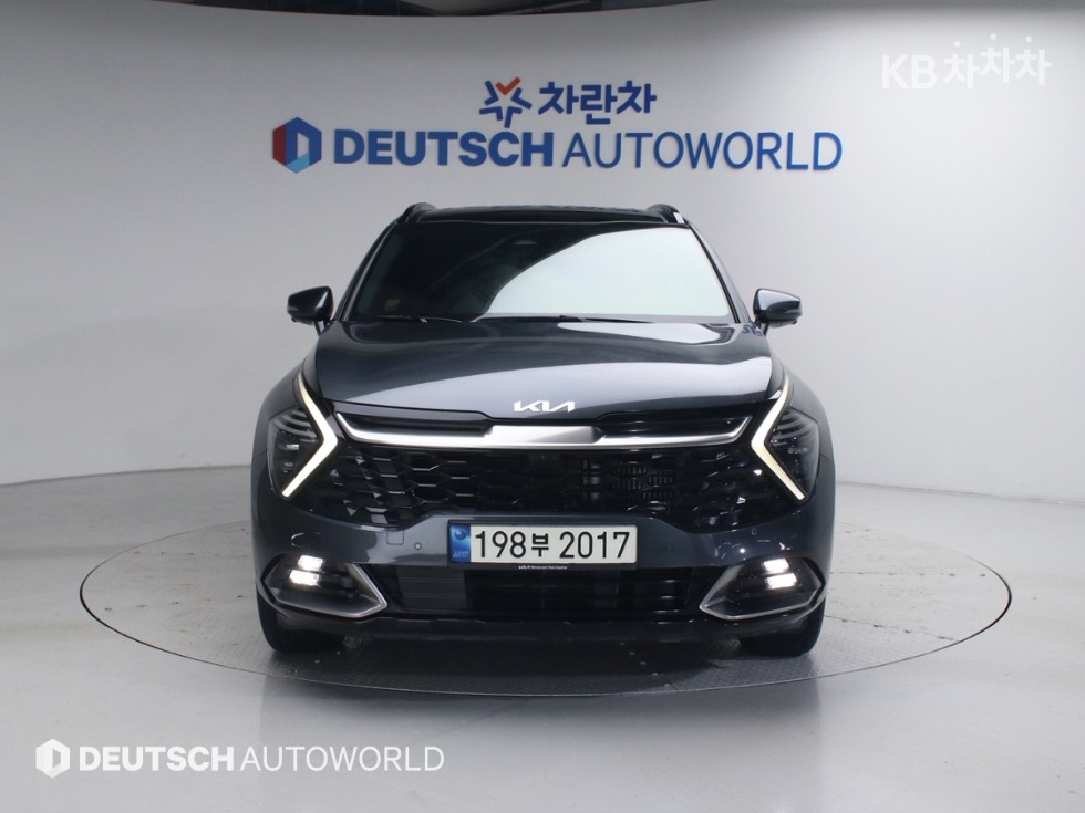 2022 - kia sportage