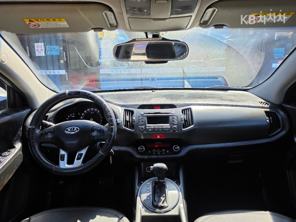 2011 - kia sportage