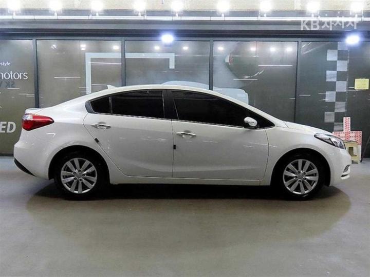Kia K3 Prestige 4