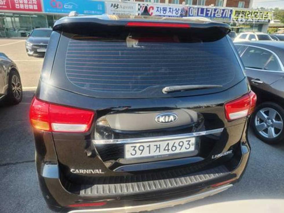 2016 - kia carnival