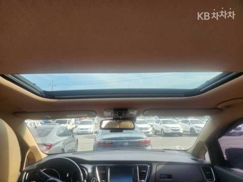 2016 - kia carnival