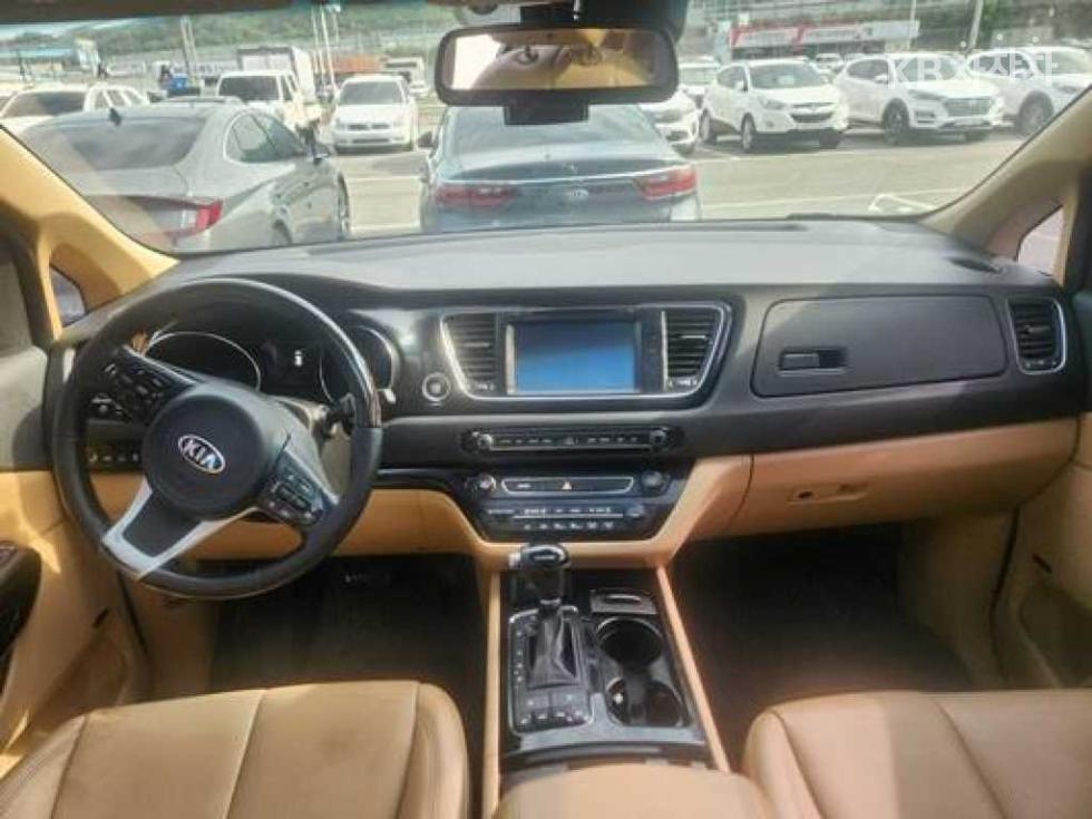 2016 - kia carnival