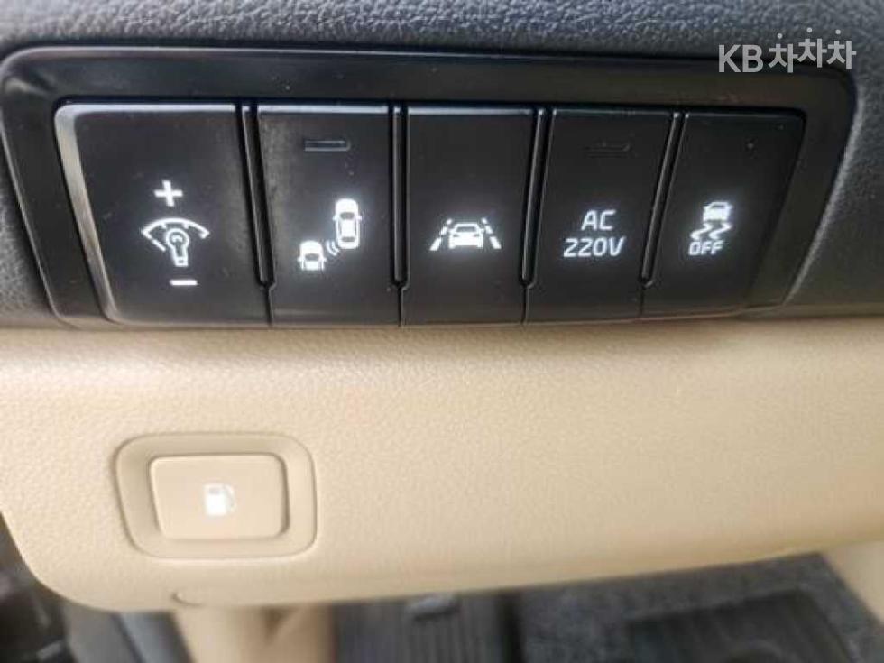 2016 - kia carnival