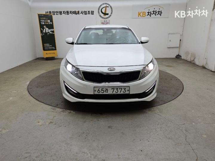 Kia K5 Gasoline 2.0 Prestige
