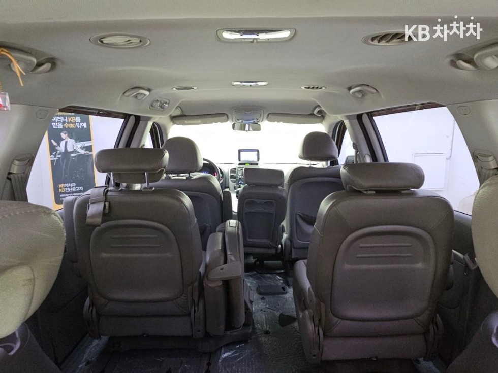 2013 - kia carnival