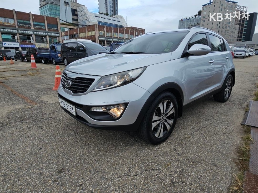 2011 - kia sportage