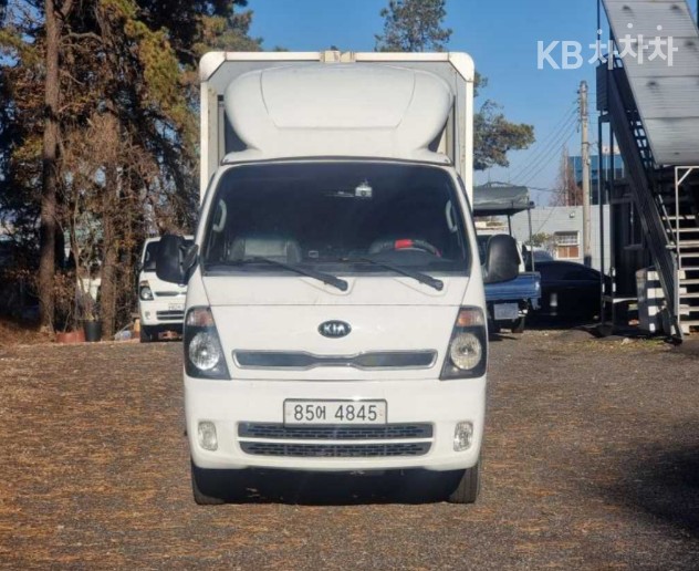 2014 - kia bongo iii