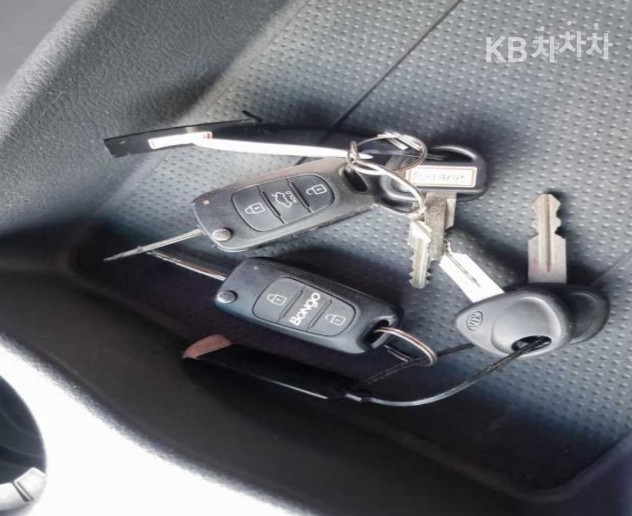 2014 - kia bongo iii