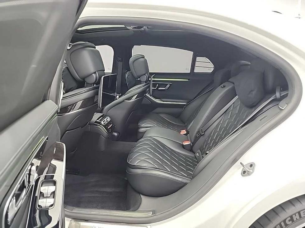 Mercedes-Benz S-klasse — miniaturë 12