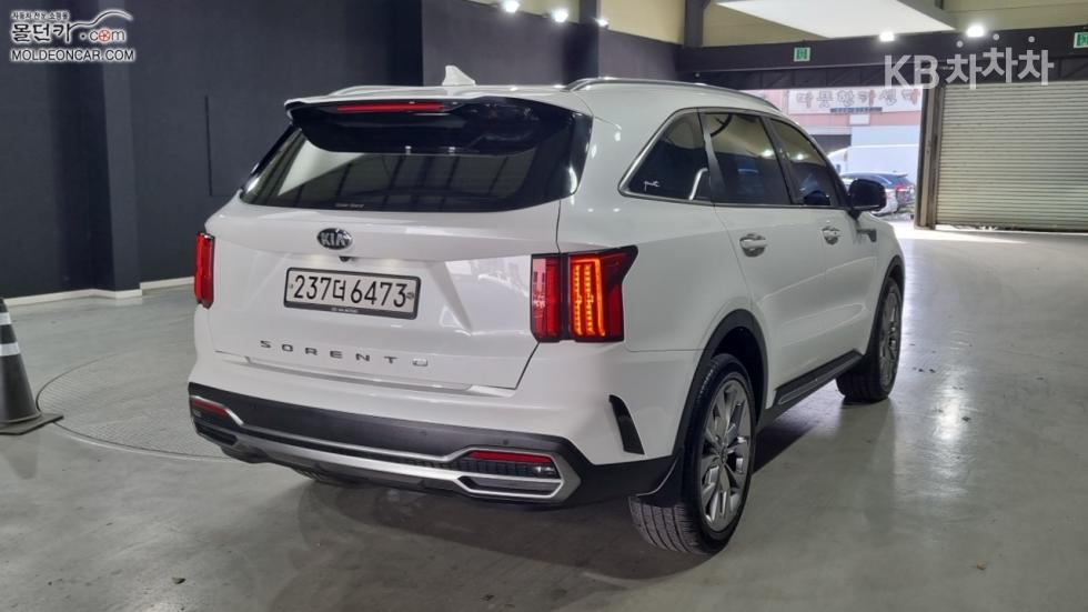 2021 - kia sorento