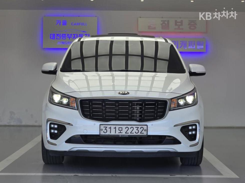 2020 - kia carnival