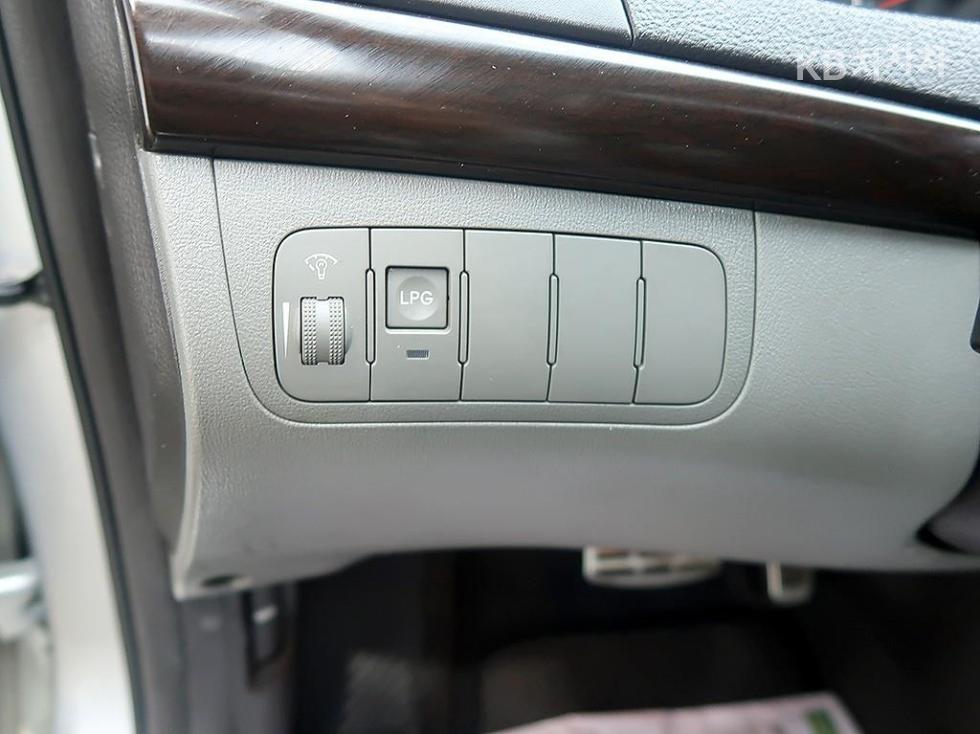 Hyundai Sonata — miniaturë 14