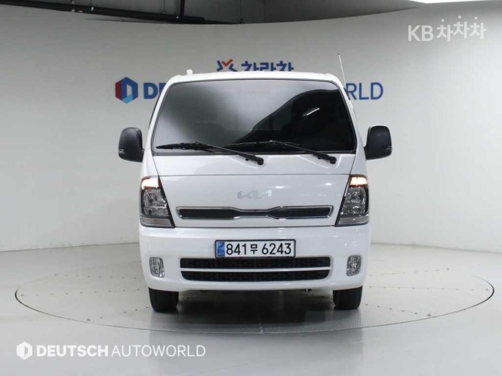 2023 - kia bongo iii